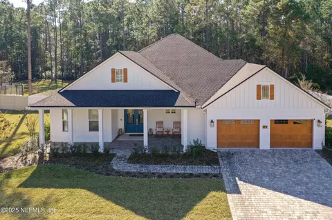 1589 Green Moss Ln, Orange Park, FL 32065