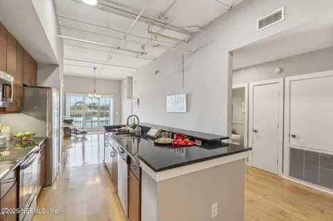 1661 Riverside Ave #328, Jacksonville, FL 32204