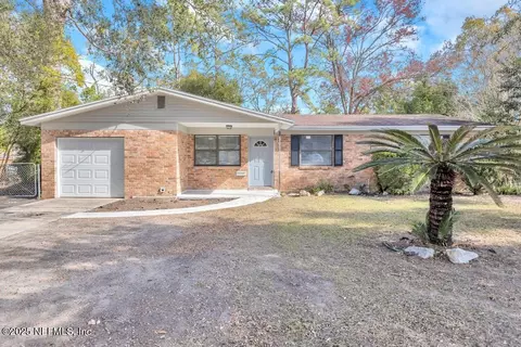 3703 Torres Ct, Jacksonville, FL 32210