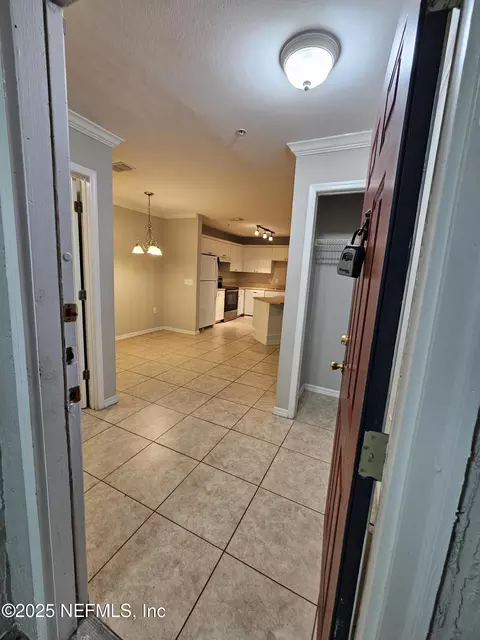 3591 Kernan Blvd #303, Jacksonville, FL 32224