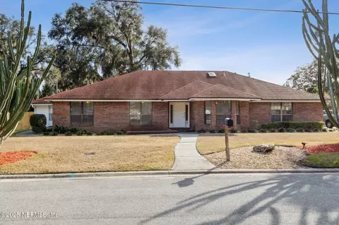 686 Allen Ln, Orange Park, FL 32073