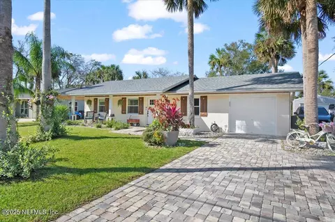 358 Skate Rd, Atlantic Beach, FL 32233