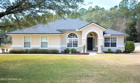 698 Wellhouse Dr, Jacksonville, FL 32220