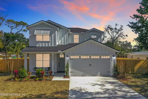 529 11th St N, Jacksonville Beach, FL 32250