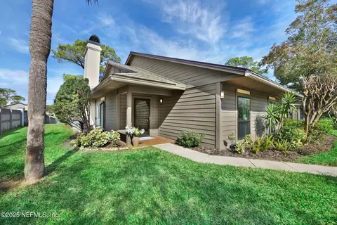 170 Cranes Lake Dr, Ponte Vedra Beach, FL 32082