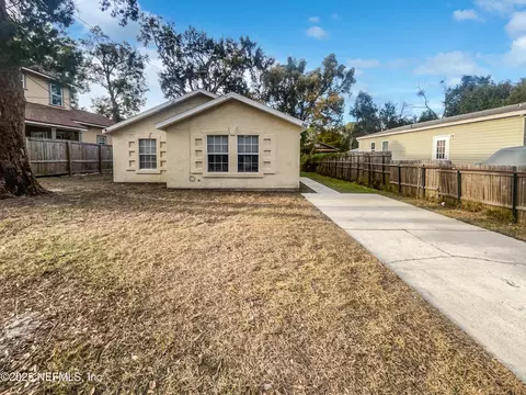 745 Crestwood St, Jacksonville, FL 32208