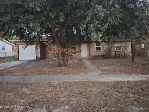 3725 Torres Ct, Jacksonville, FL 32210