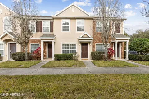 8105 Summergate Ct, Jacksonville, FL 32256