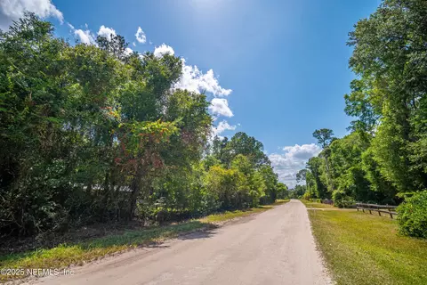 9406 SW 137th St, Starke, FL 32091