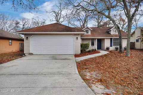 3217 Hampstead Dr, Jacksonville, FL 32225
