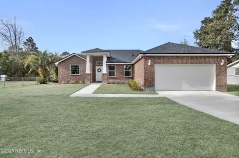 2045 Burgoyne Dr, Jacksonville, FL 32208