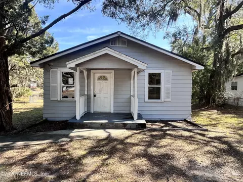 6841 Vermillion St, Jacksonville, FL 32208