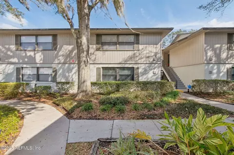 27 Alcira Ct, Saint Augustine, FL 32086