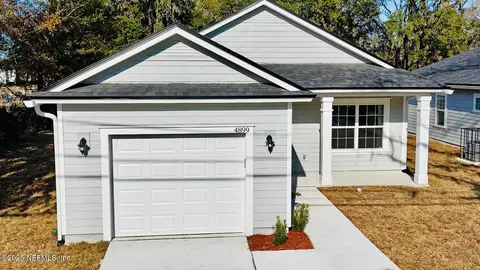 4899 Churchill Dr, Jacksonville, FL 32208