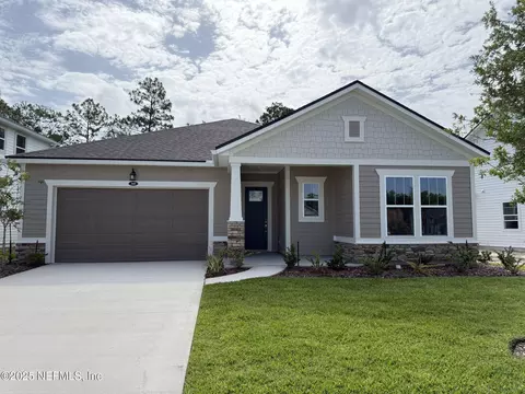 345 Palomar Dr, Saint Johns, FL 32259