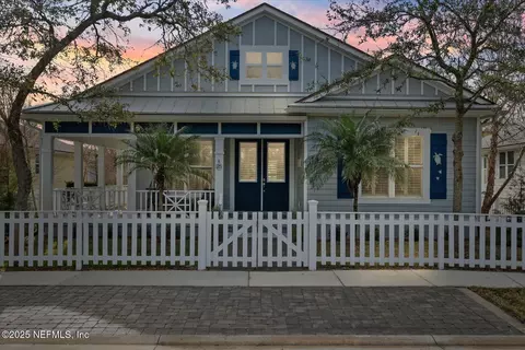 25 Smiling Fish Ln, Palm Coast, FL 32137