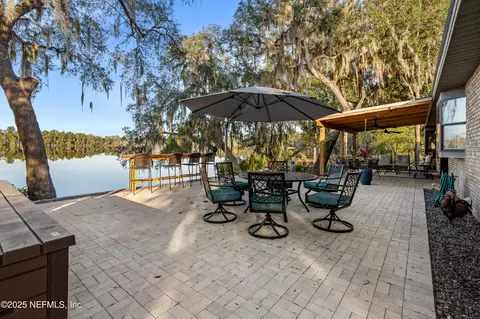 130 Darkwater Lake Rd, Hawthorne, FL 32640