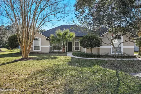 816 Brookstone Ct, Saint Johns, FL 32259