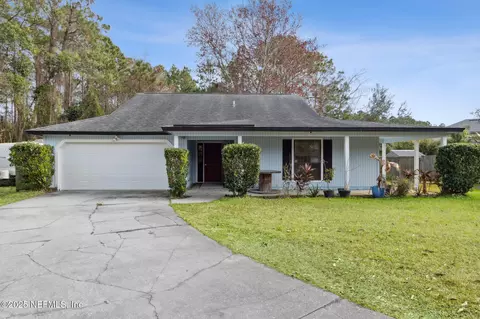 1221 Shallowford Dr E, Jacksonville, FL 32225