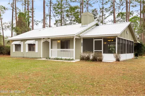 103 Kid Ln, Palatka, FL 32177