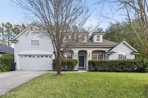 829 Songbird Dr, Orange Park, FL 32065