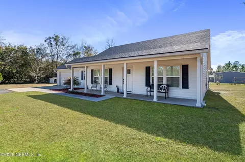 4879 Mayflower St, Middleburg, FL 32068