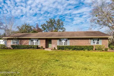 6923 Bakersfield Dr, Jacksonville, FL 32210