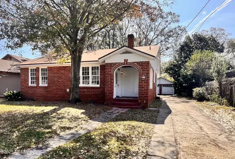 1160 N Durkee Dr, Jacksonville, FL 32209