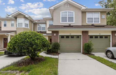 5663 Greenland Rd #807, Jacksonville, FL 32258