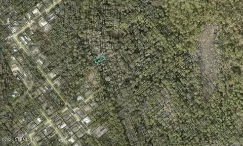 6270 Woodland Dr, Saint Augustine, FL 32095