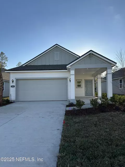 289 Montgomery Ct, Palm Coast, FL 32164