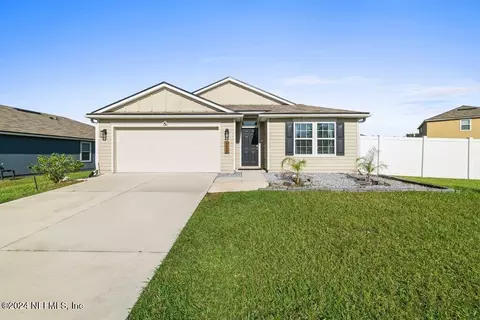 3695 Alta Lakes Blvd, Jacksonville, FL 32226