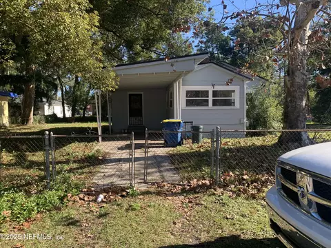 1751 Clyde St, Jacksonville, FL 32208