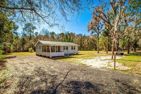 37296 Railroad St, Hilliard, FL 32046