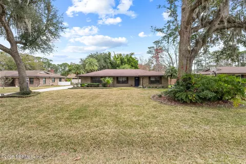 12967 Silver Oak Dr, Jacksonville, FL 32223