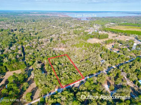 201 Powerline Rd, Melrose, FL 32666