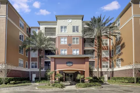 4480 Deerwood Lake Pkwy #552, Jacksonville, FL 32216