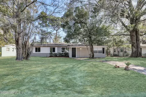 8947 Sibbald Rd, Jacksonville, FL 32208