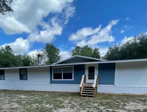814 Annette Ave, Interlachen, FL 32148