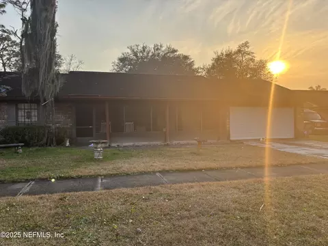 1116 Turtle Creek Dr N, Jacksonville, FL 32218