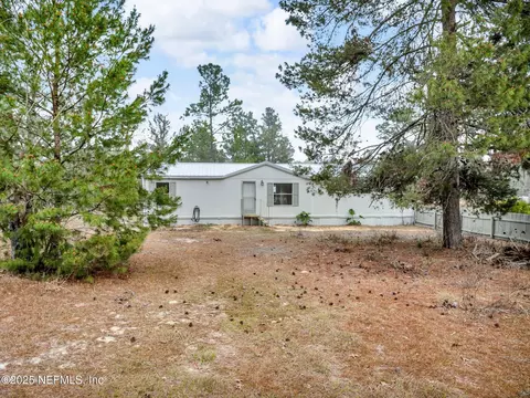 226 Interlachen Blvd, Interlachen, FL 32148