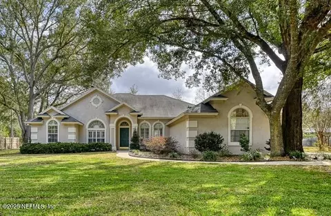 205 Canton Ct, Saint Johns, FL 32259