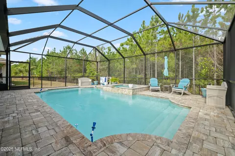 10886 Town View Dr, Jacksonville, FL 32256
