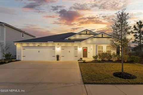 325 Meadow Creek Dr, Saint Johns, FL 32259