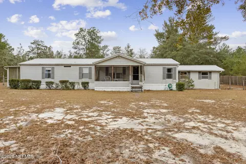 5755 Acadia St, Keystone Heights, FL 32656