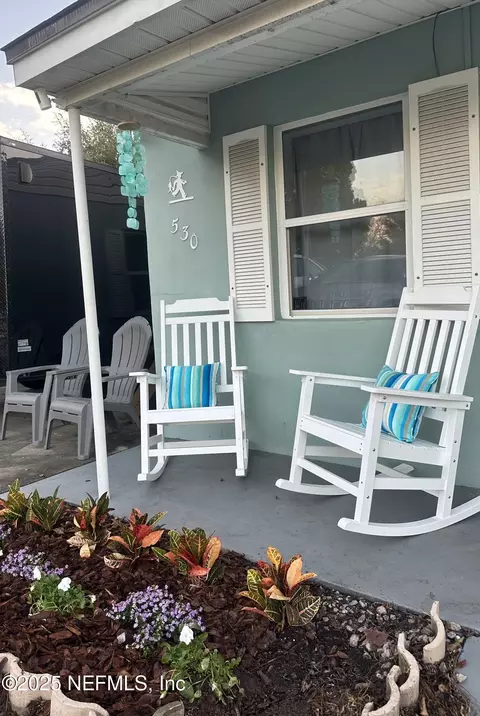 530 Barbara Ln, Jacksonville Beach, FL 32250