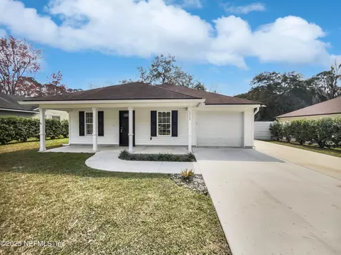 1715 Julia St, Green Cove Springs, FL 32043