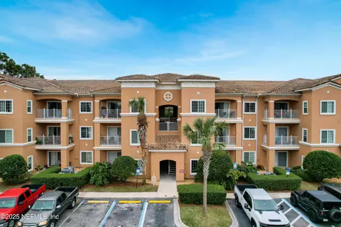 560 Florida Club Blvd #207, Saint Augustine, FL 32084
