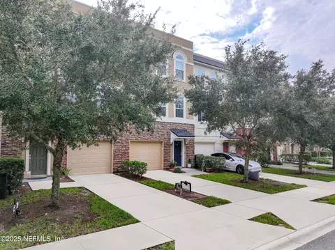 4318 Ellipse Dr, Jacksonville, FL 32246
