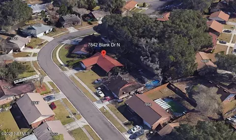 7842 Blank Dr N, Jacksonville, FL 32244
